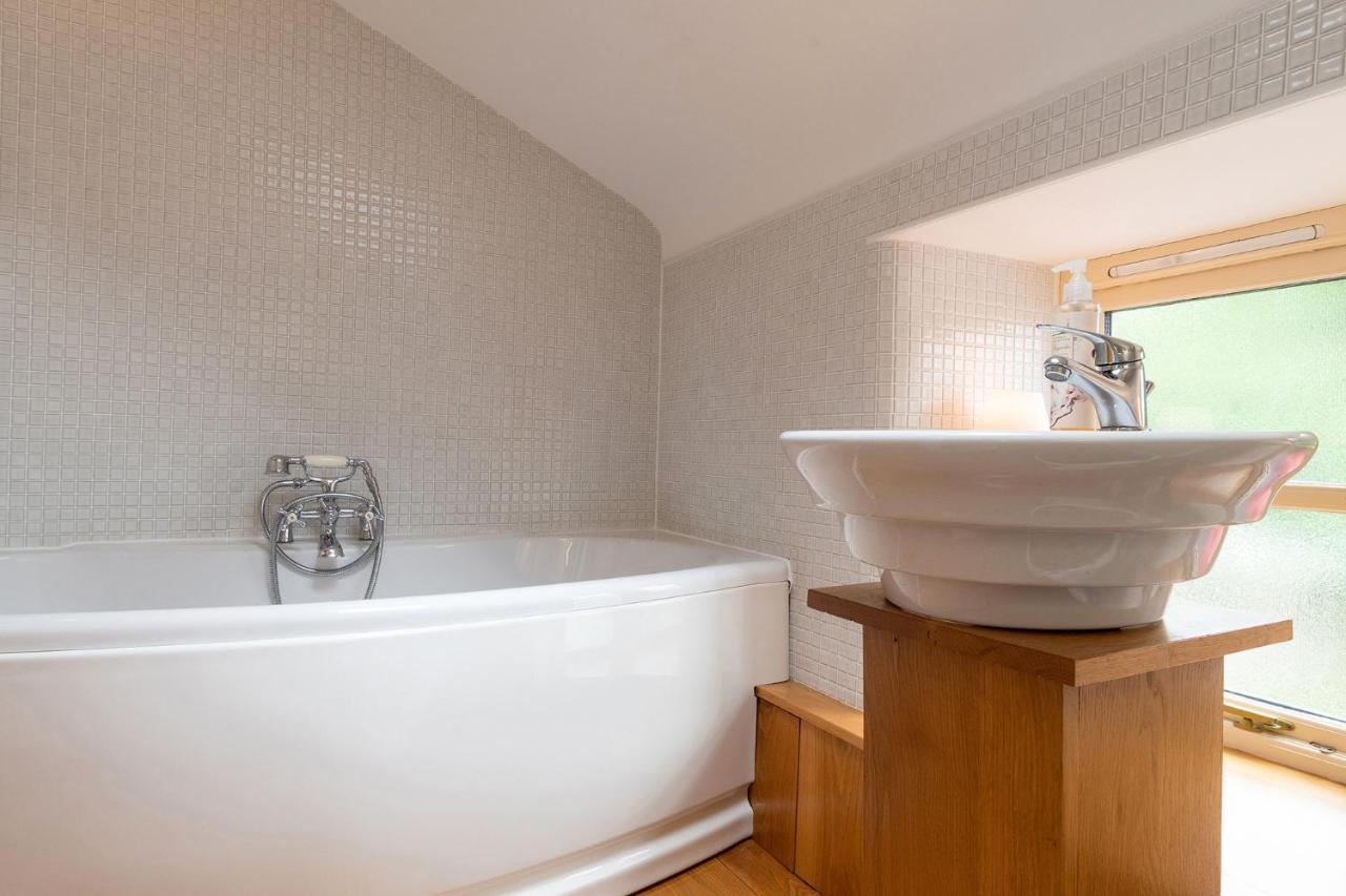 Rhydymwyn Finest Retreats - The Cottage - Luxury 1 Bed Cottage מראה חיצוני תמונה